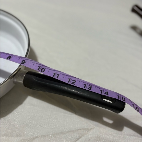 Vintage set of 4 White Floral Saucepans, Pans and Pots with Brown Handle - Picture 16 of 16
